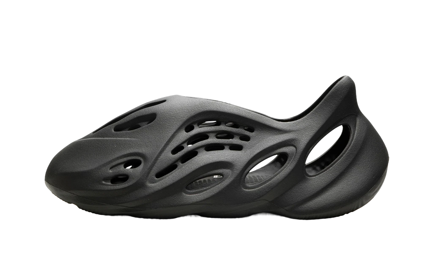 Yeezy Foam Runner Carbon