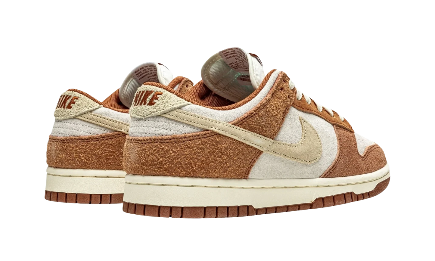 Nike Dunk Low Curry