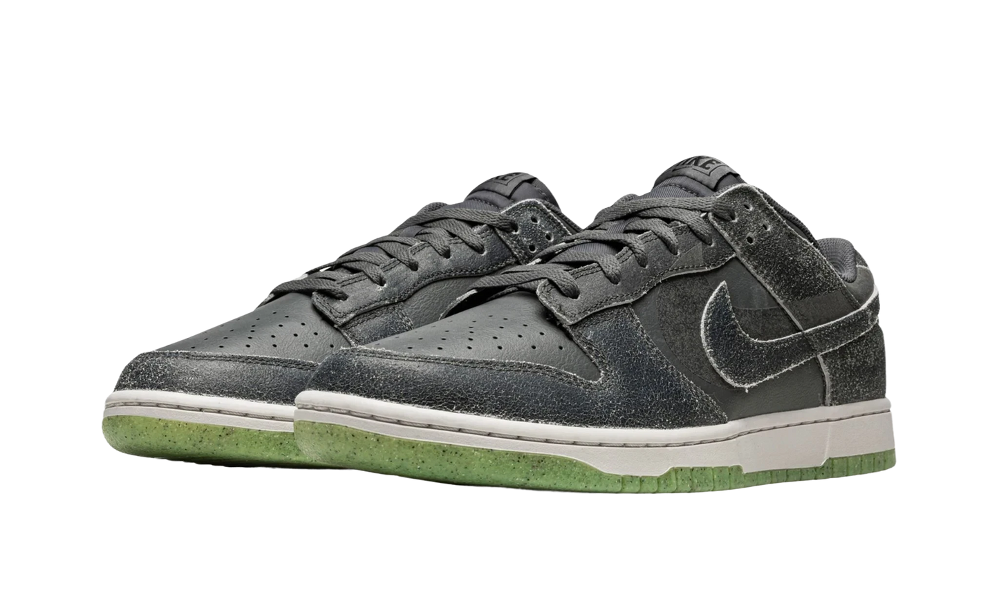 Nike Dunk Low Halloween Scream Green