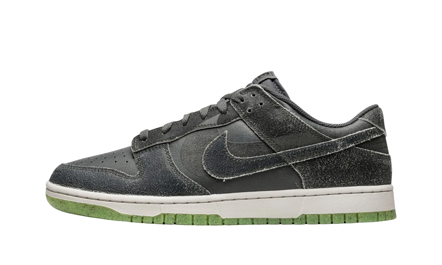 Nike Dunk Low Halloween Scream Green