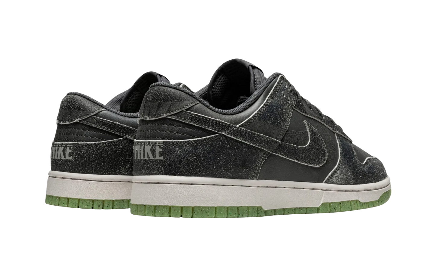 Nike Dunk Low Halloween Scream Green
