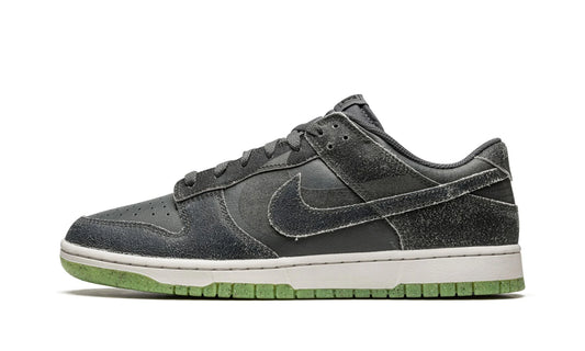 Nike Dunk Low Halloween Scream Green