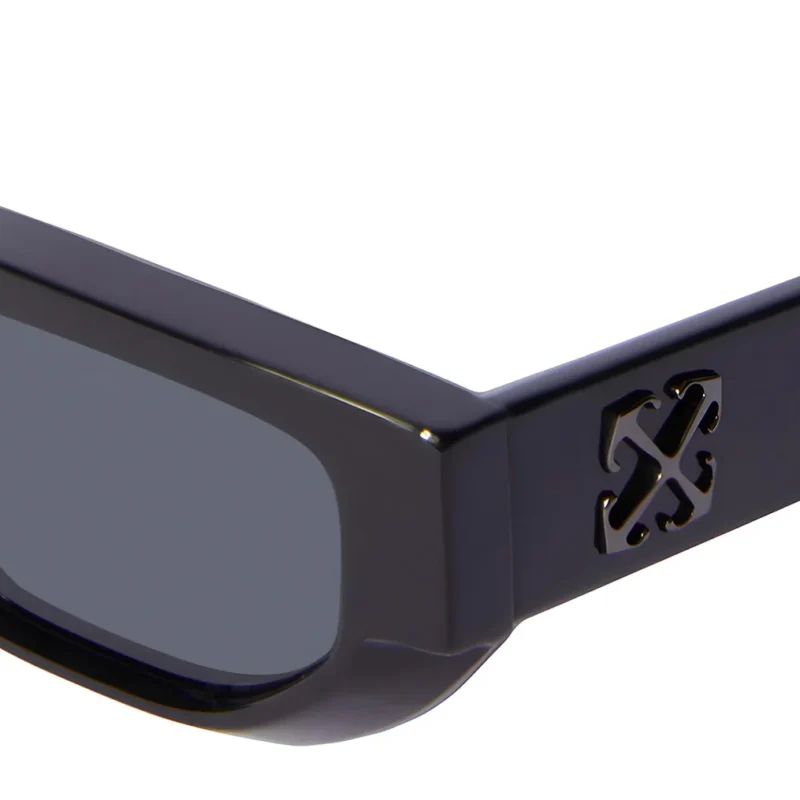 OERI115GREELEY_1007black_w3