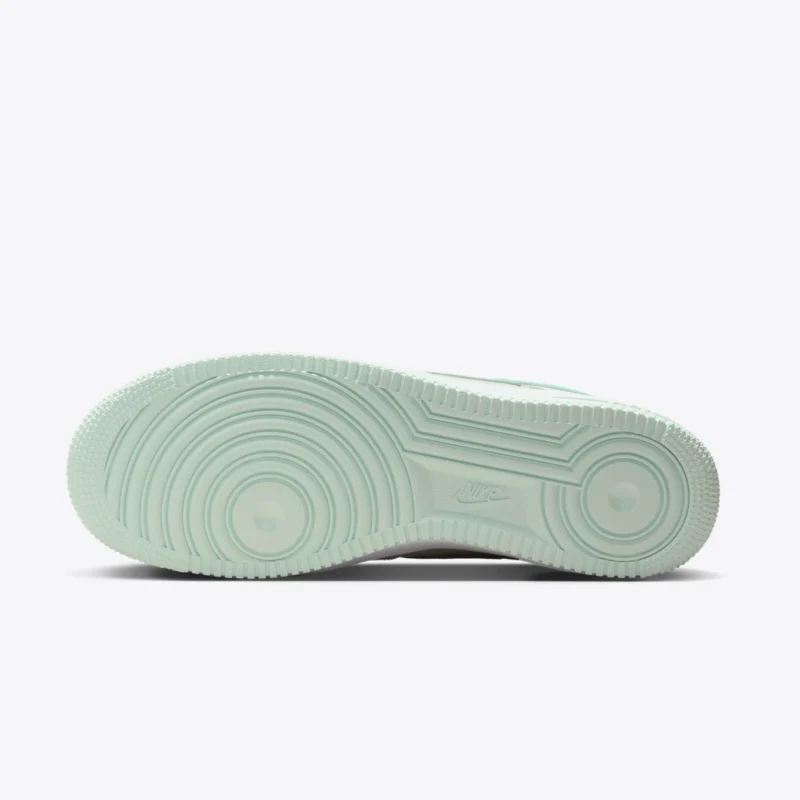 air-force-1-07-sailgreen-frost-white-barely-green-green-6691140e3da79
