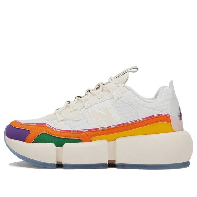 main-square_1b4588d7-9b0c-4d74-9b85-556744d7164b_640x